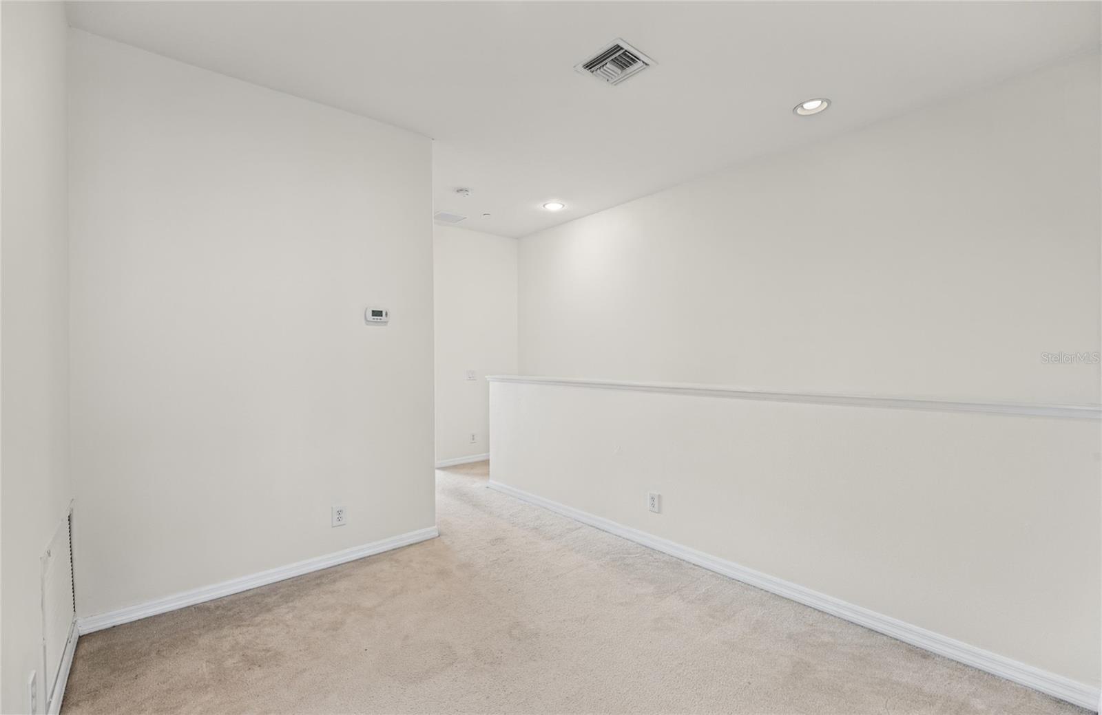 1146 VENETIAN HARBOR DR NE — photo 40