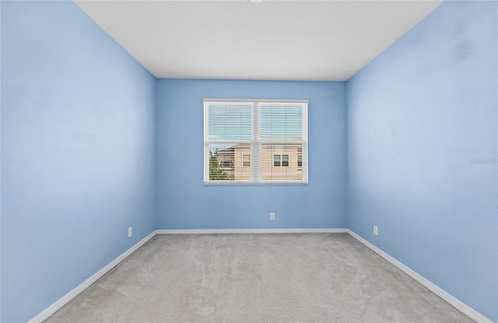 1146 VENETIAN HARBOR DR NE — photo 47