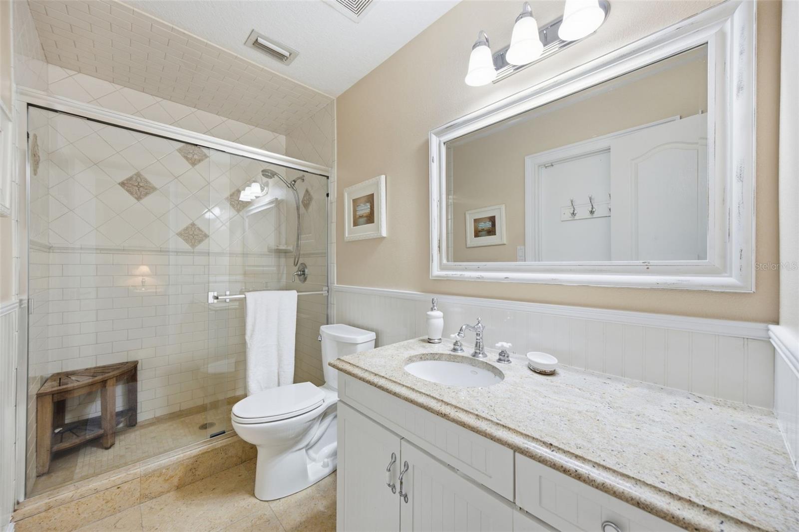 17501 LAKESHORE RD — photo 35