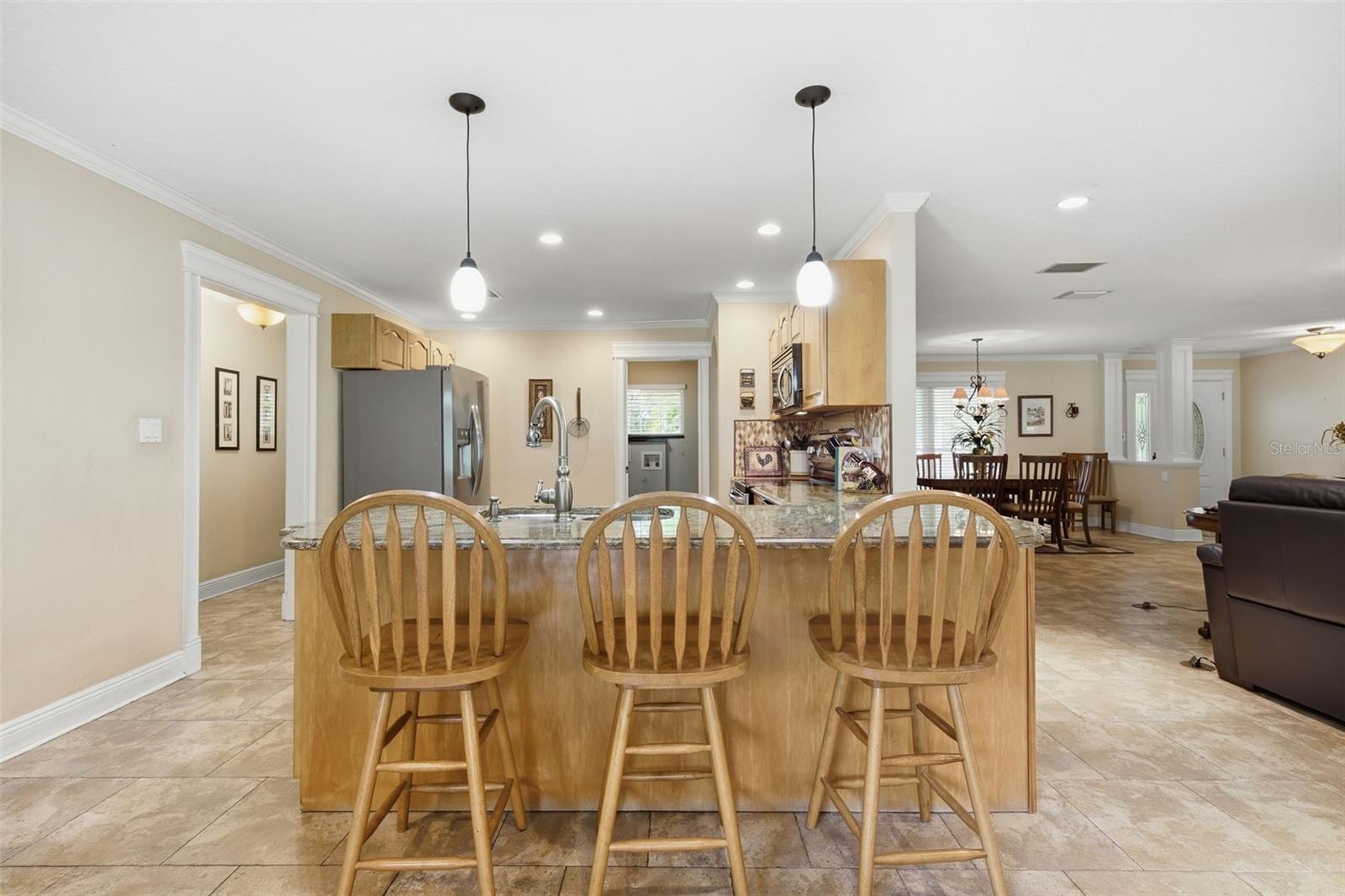 17501 LAKESHORE RD — photo 17