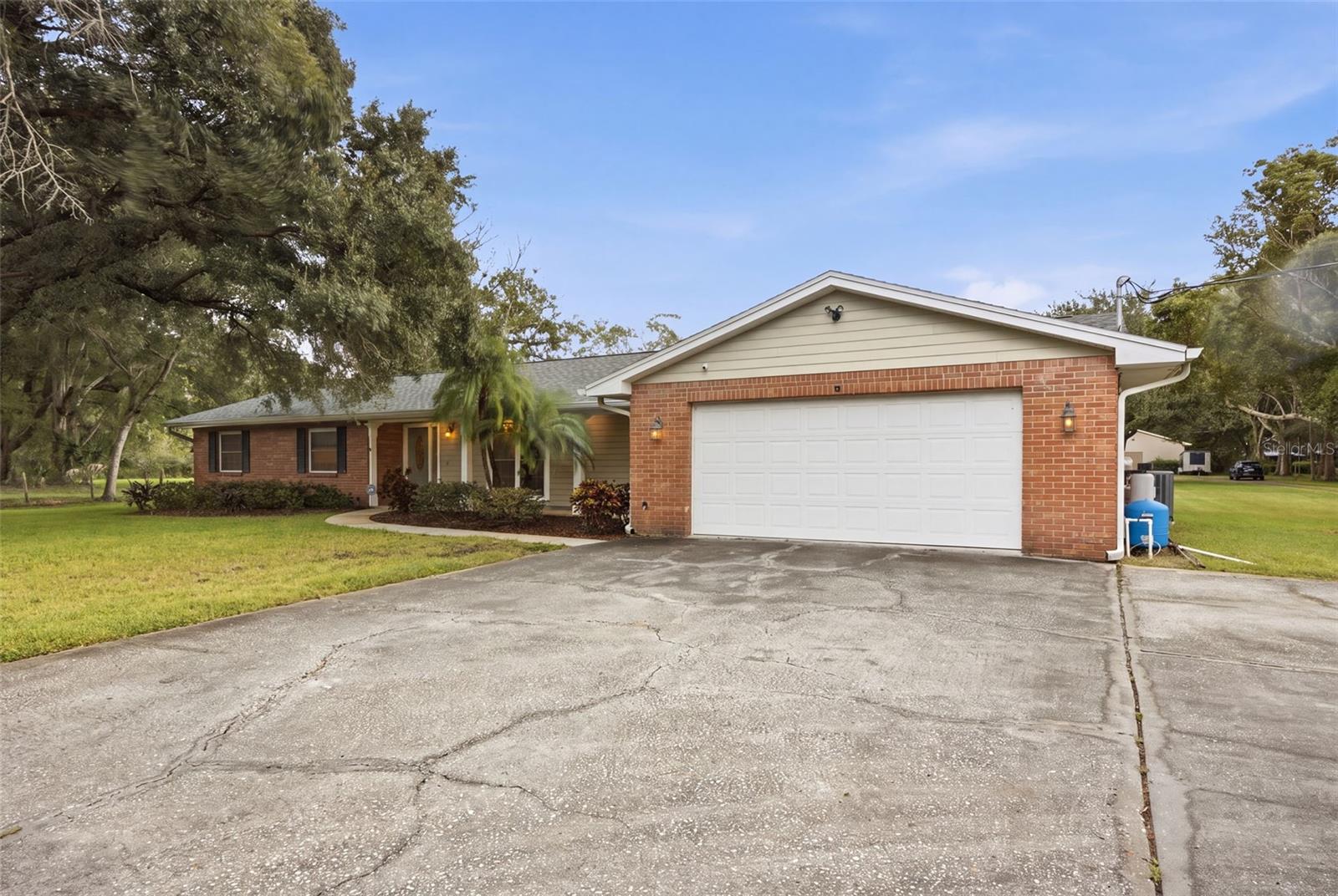 17501 LAKESHORE RD — photo 3
