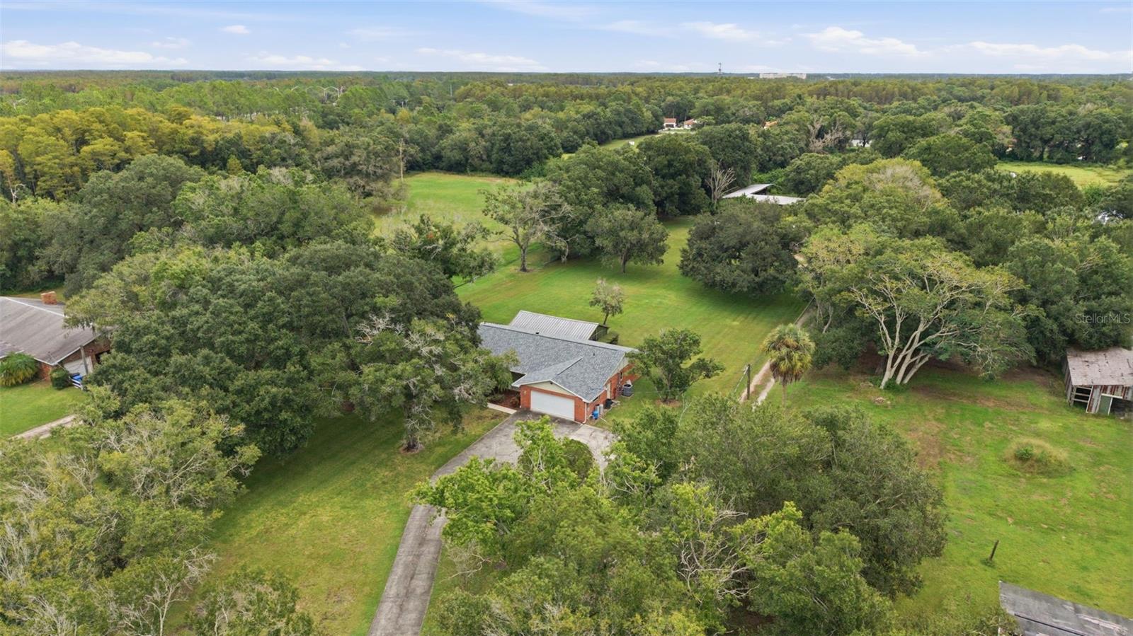 17501 LAKESHORE RD — photo 56