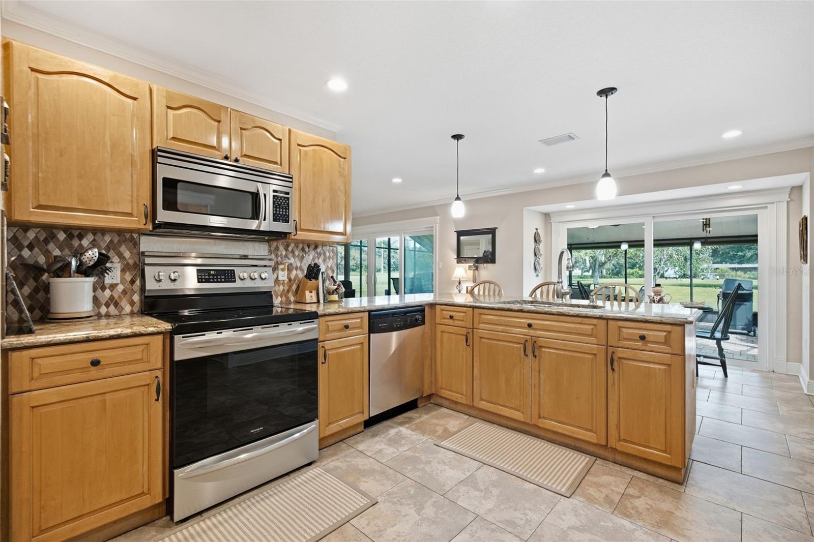17501 LAKESHORE RD — photo 13