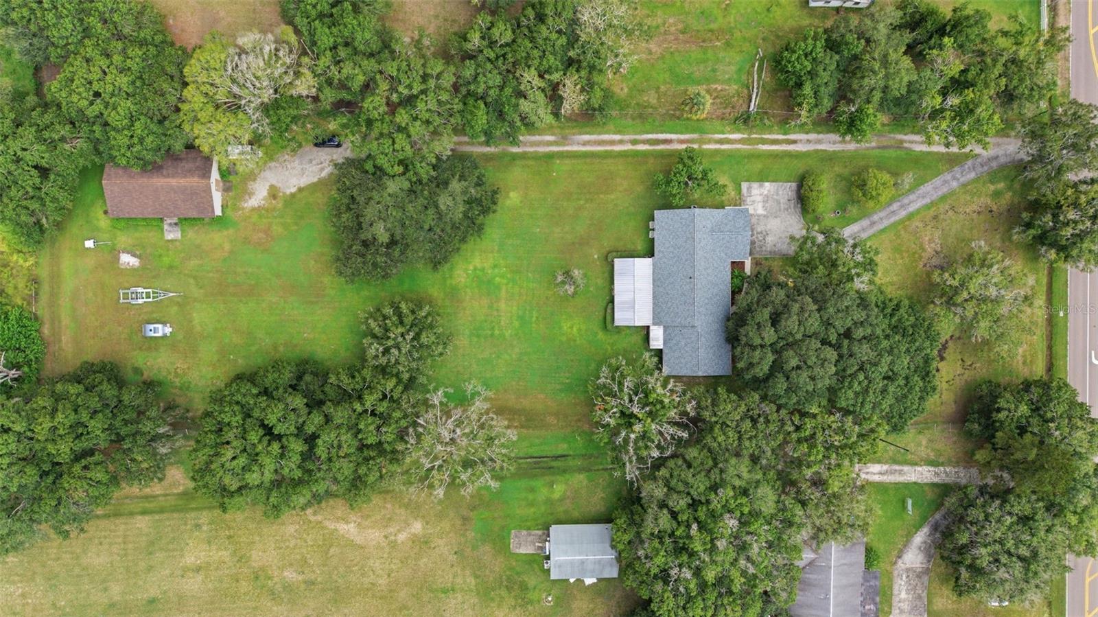 17501 LAKESHORE RD — photo 67