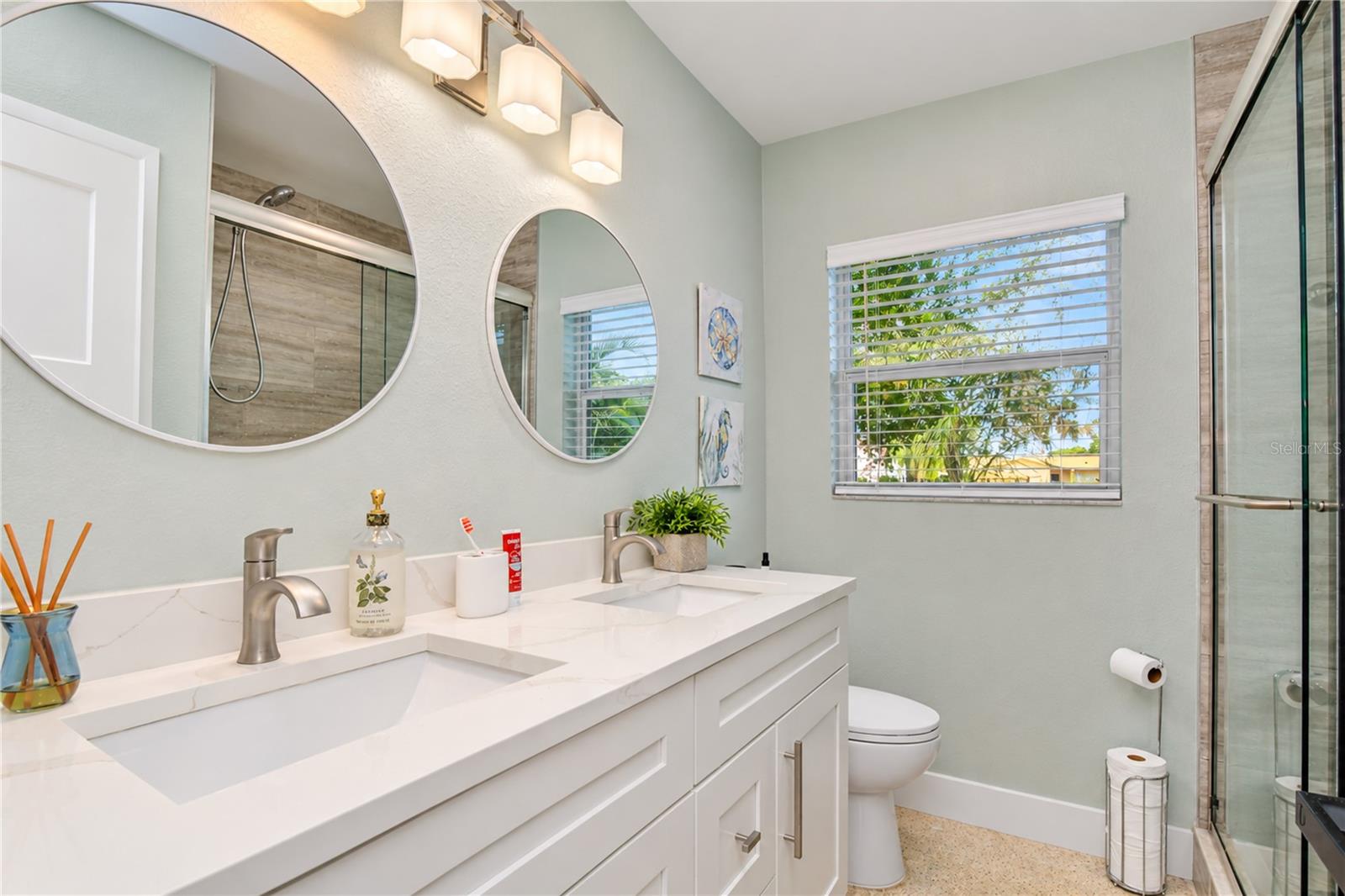 200 LAGOON DR — photo 54
