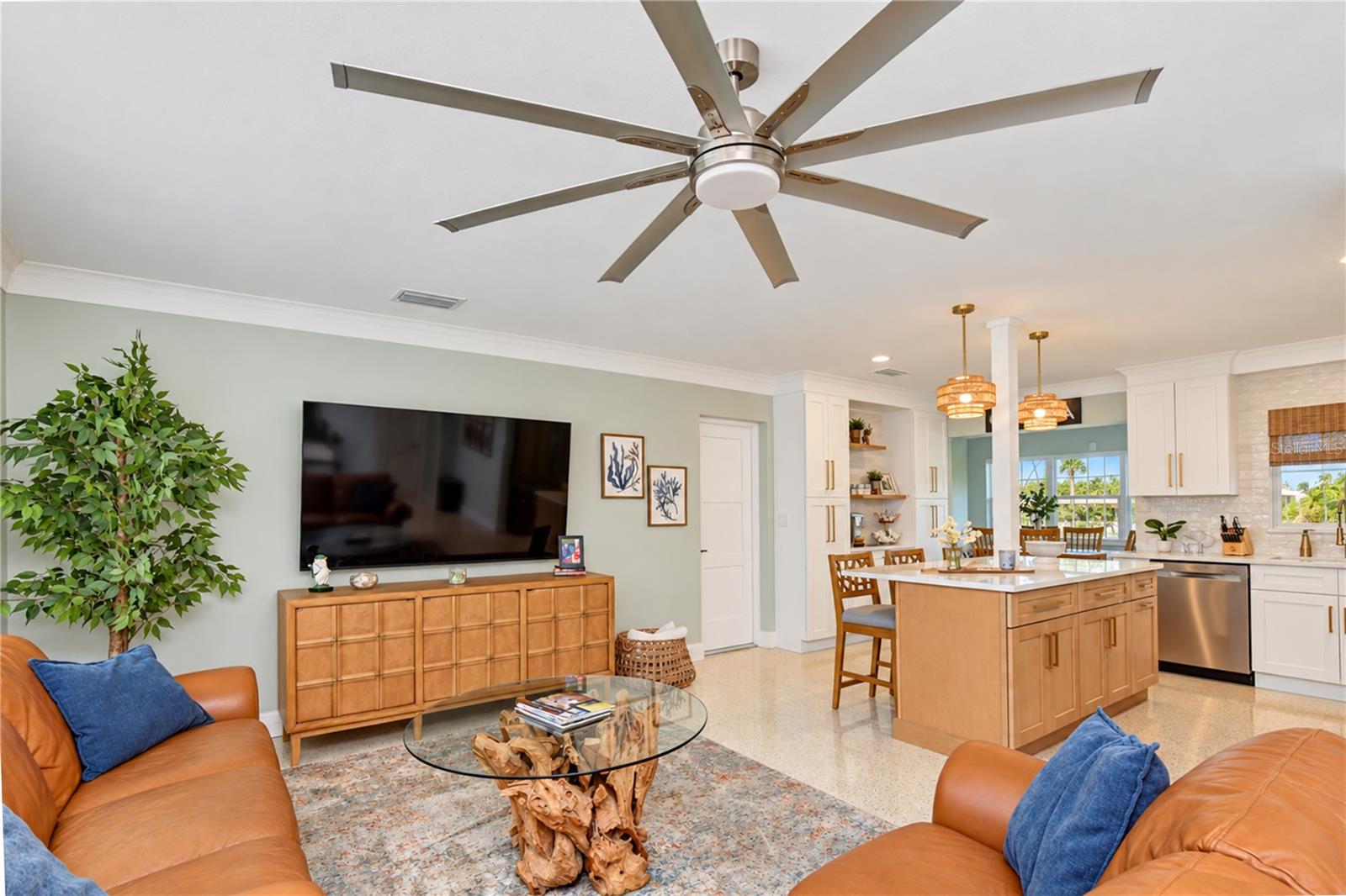 200 LAGOON DR — photo 31