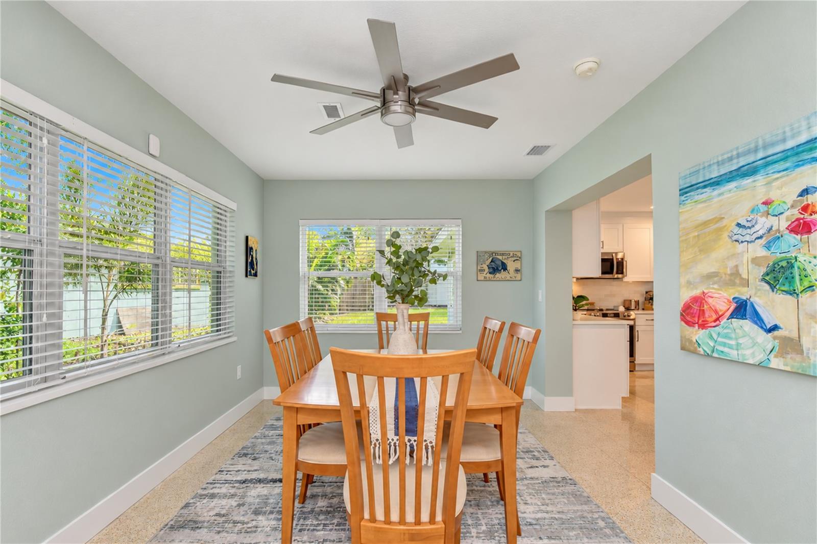200 LAGOON DR — photo 46