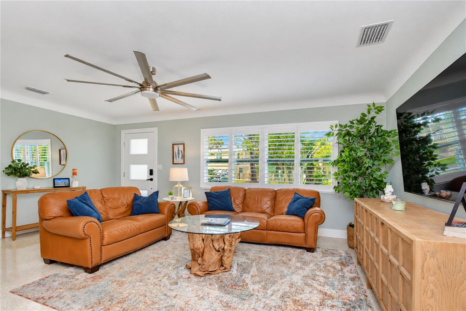 200 LAGOON DR — photo 29