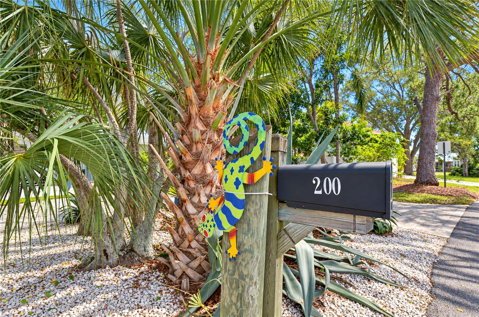 200 LAGOON DR — photo 69