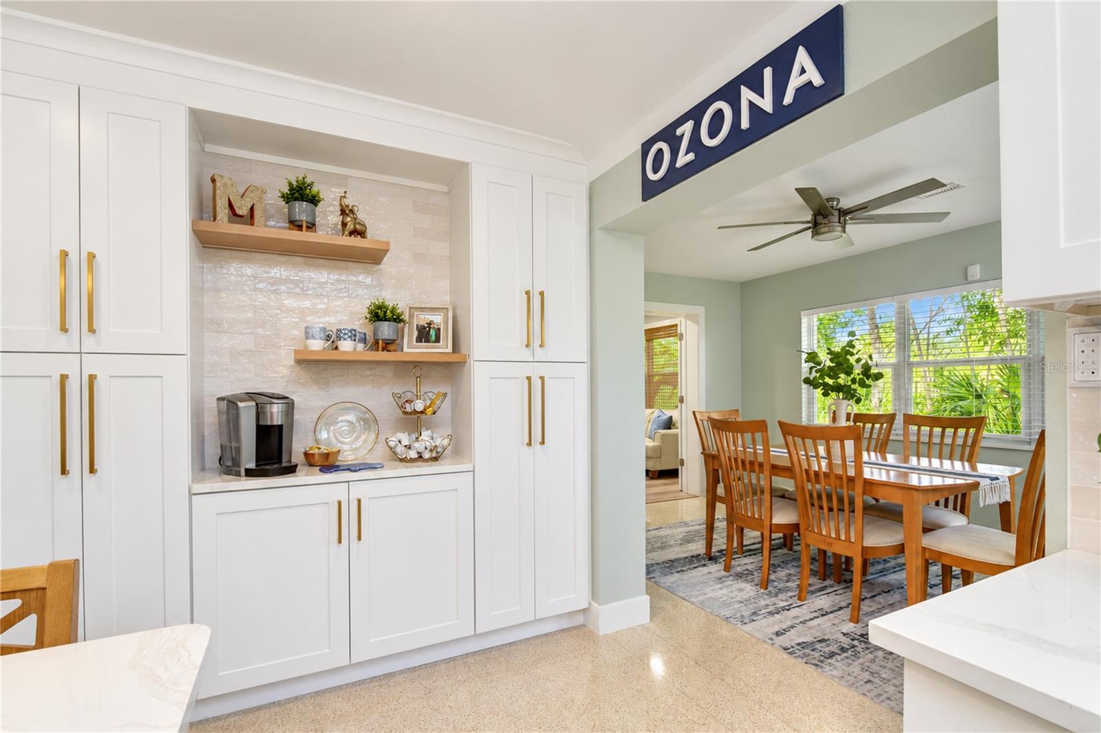 200 LAGOON DR — photo 42