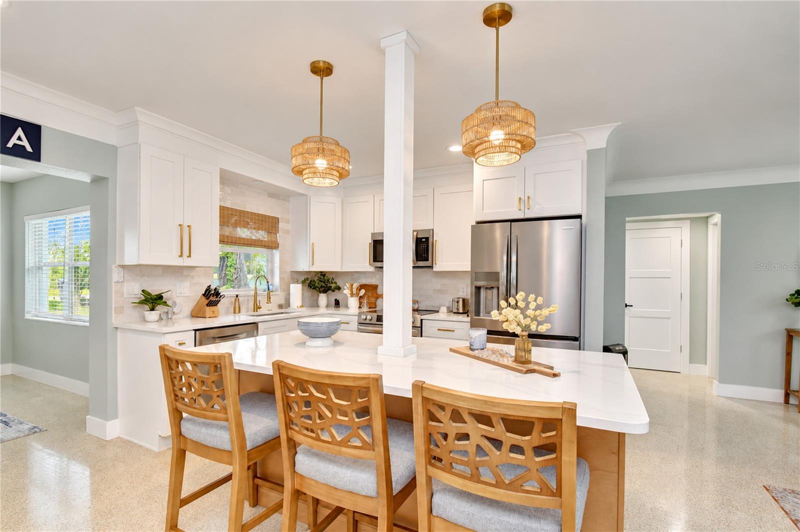 200 LAGOON DR — photo 36