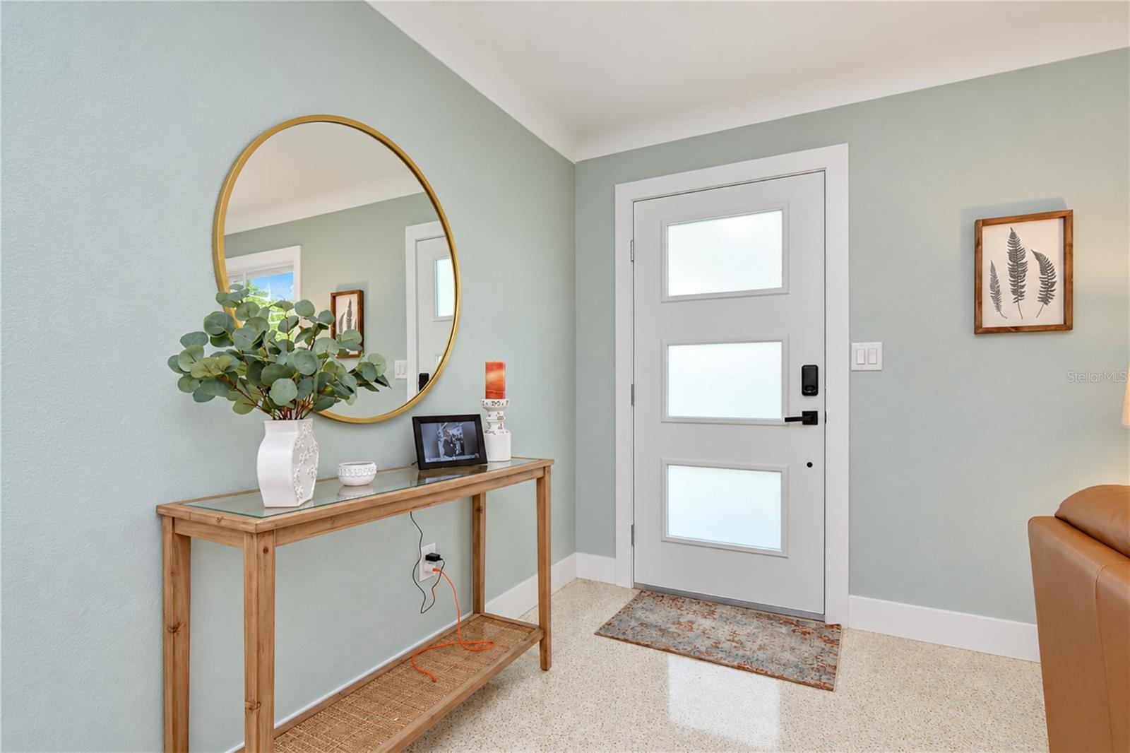 200 LAGOON DR — photo 24
