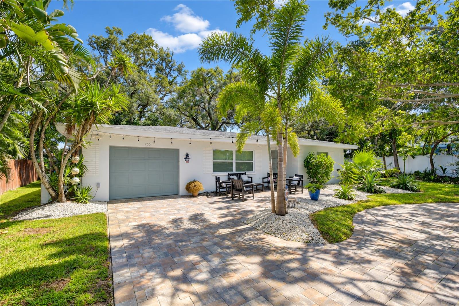 200 LAGOON DR — photo 5