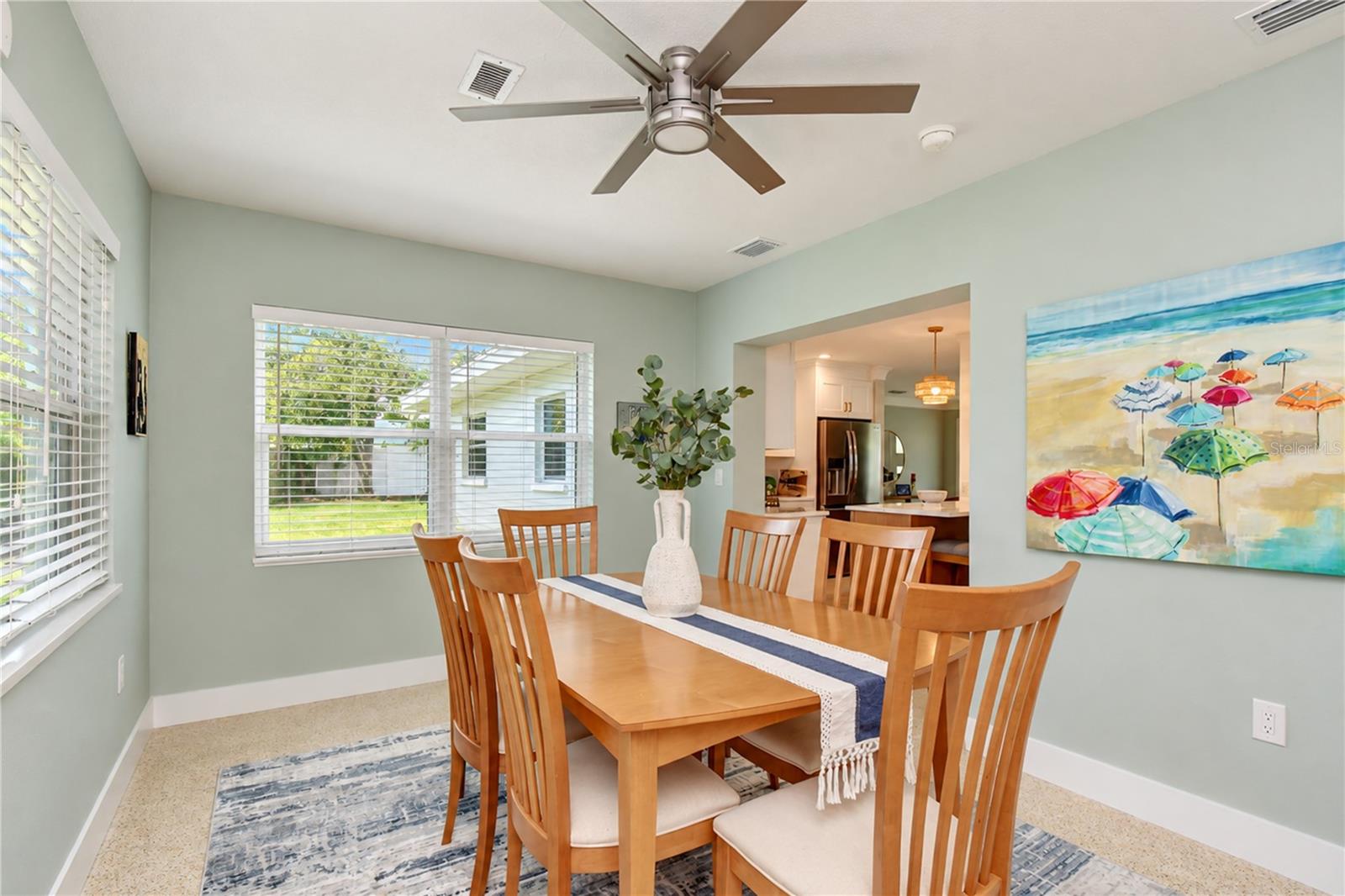 200 LAGOON DR — photo 47
