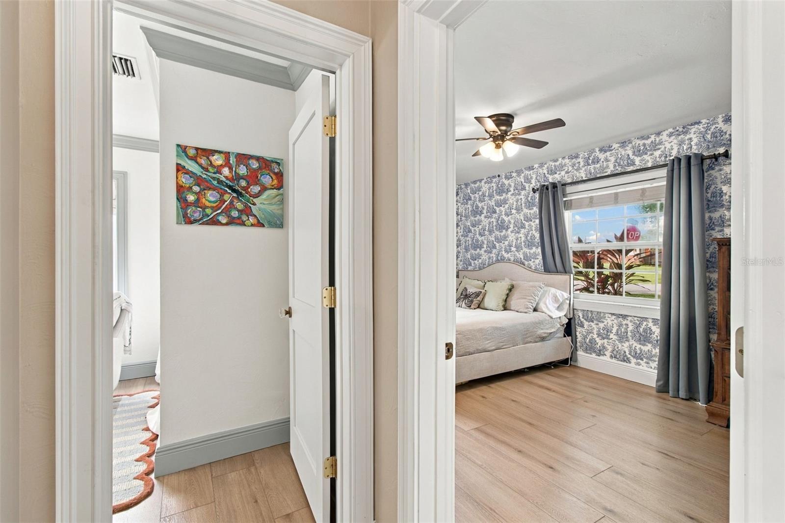 806 N GOMEZ AVE — photo 25