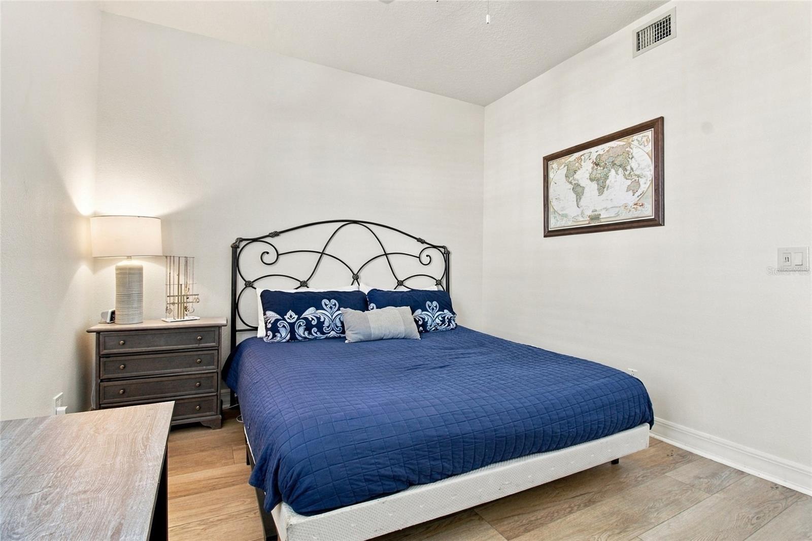 2540 EAGLES CROSSING DR — photo 46