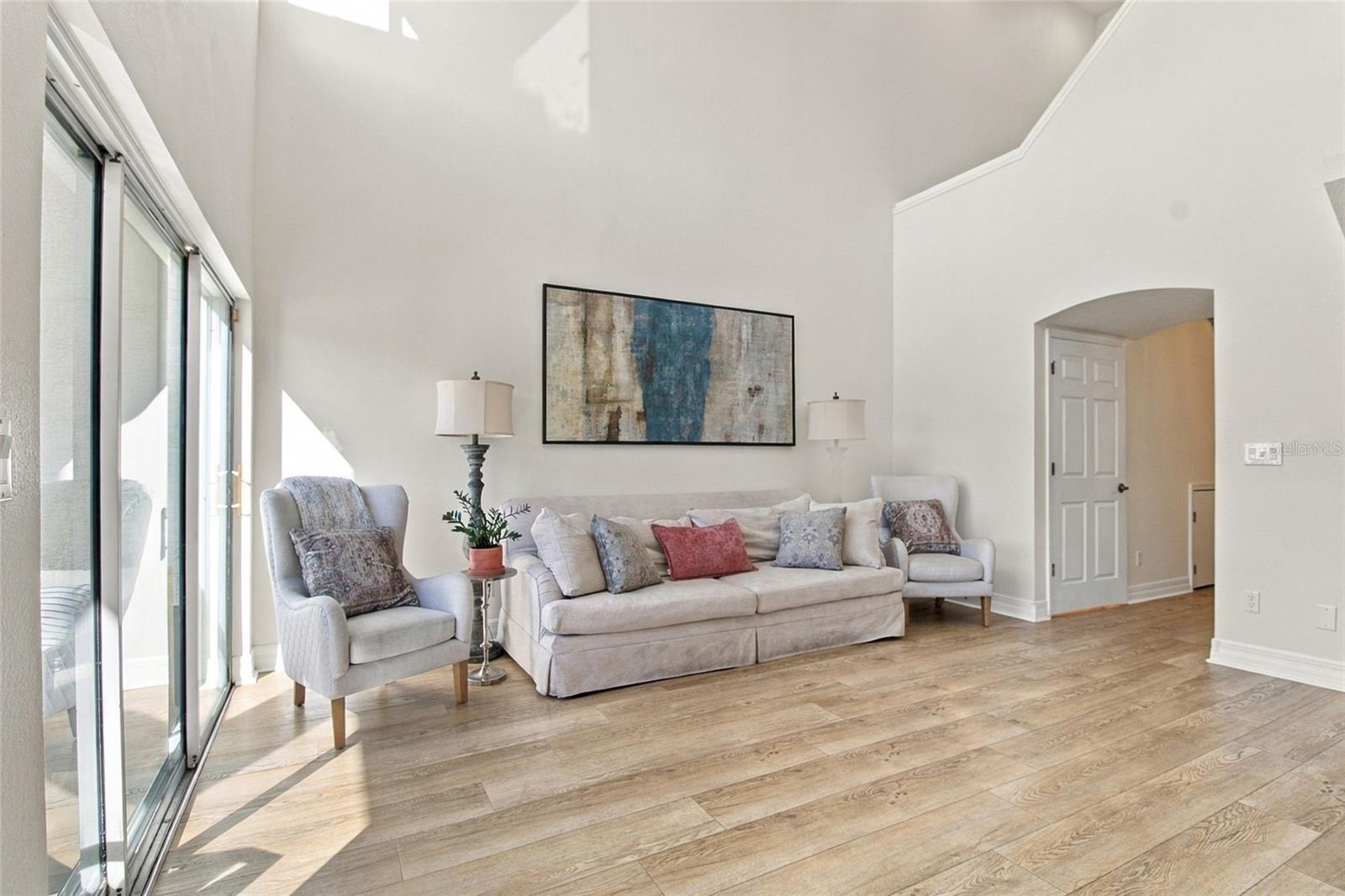 2540 EAGLES CROSSING DR — photo 22
