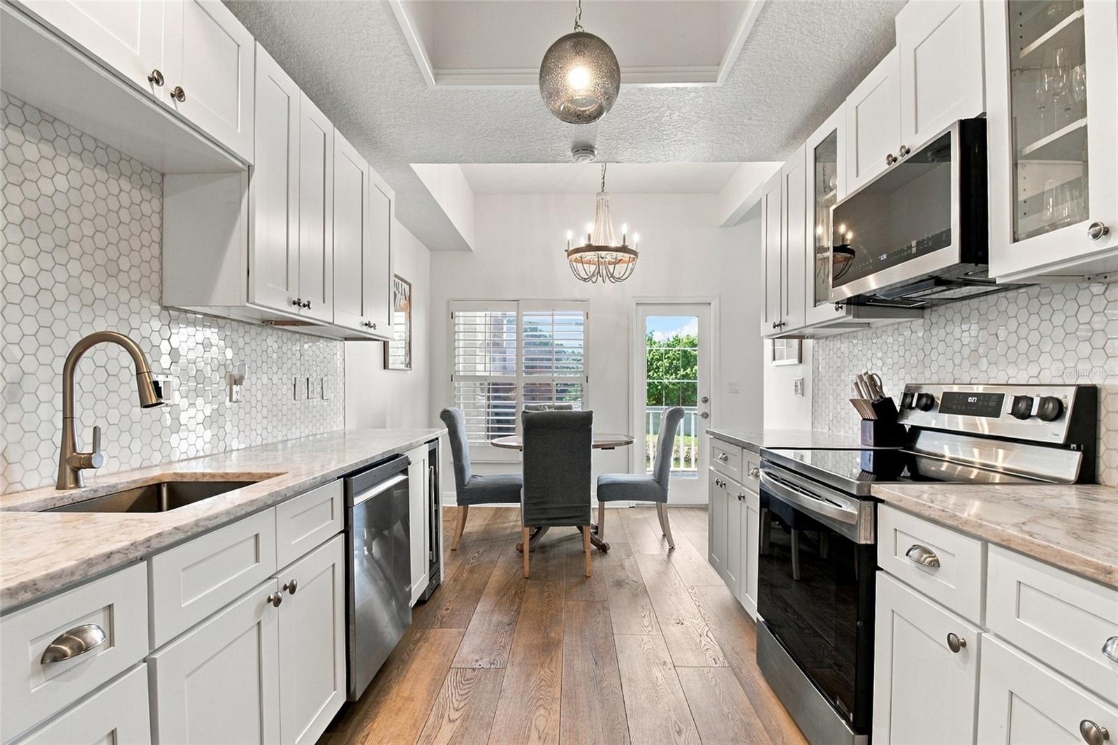 2540 EAGLES CROSSING DR — photo 14