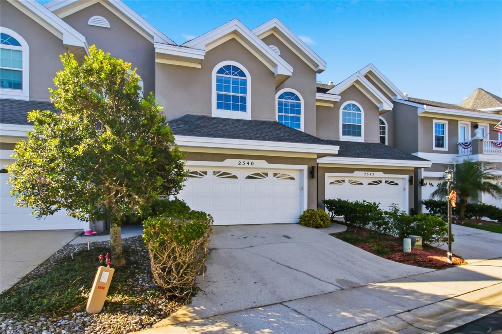 2540 EAGLES CROSSING DR — photo 4