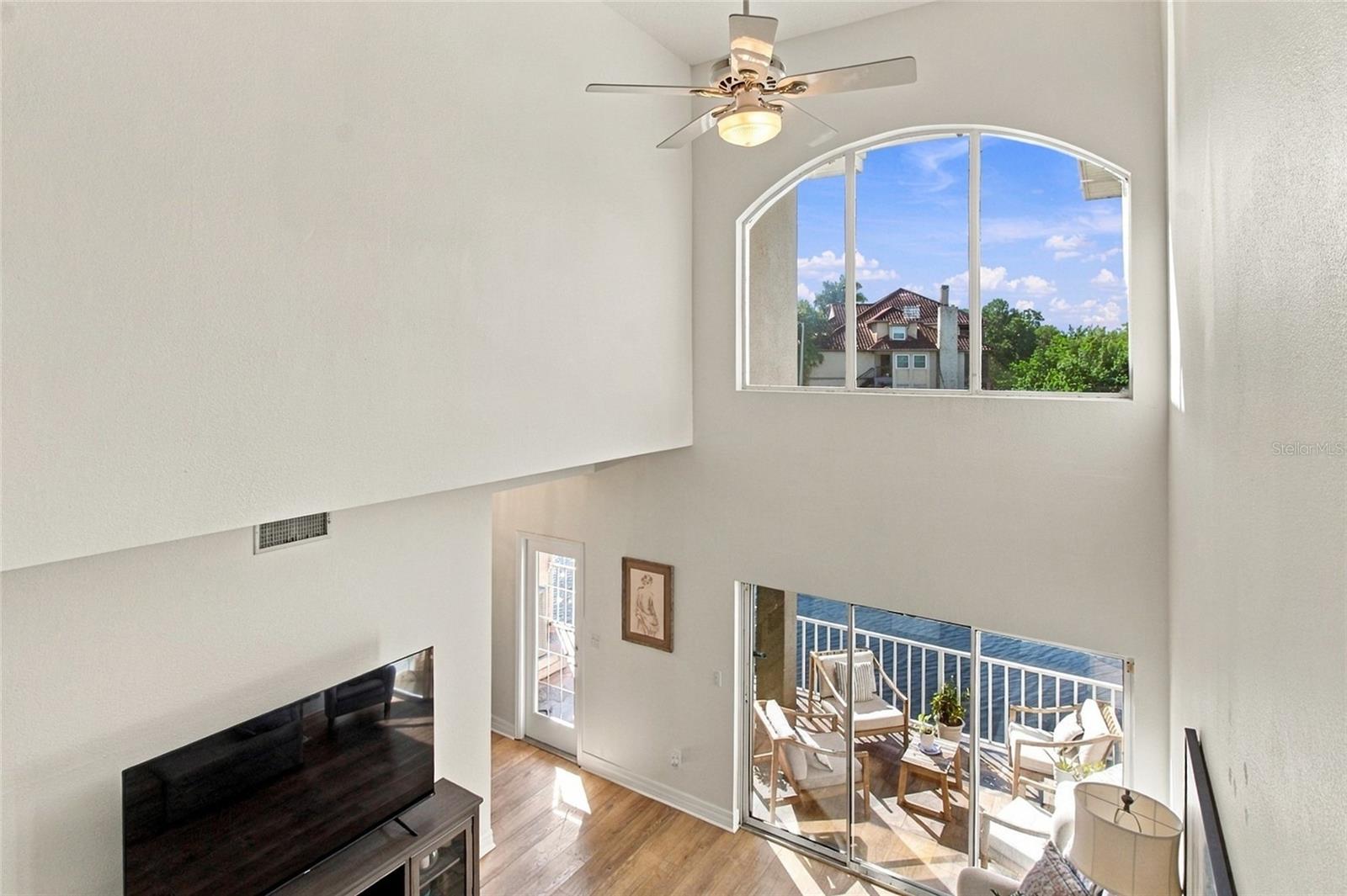 2540 EAGLES CROSSING DR — photo 32