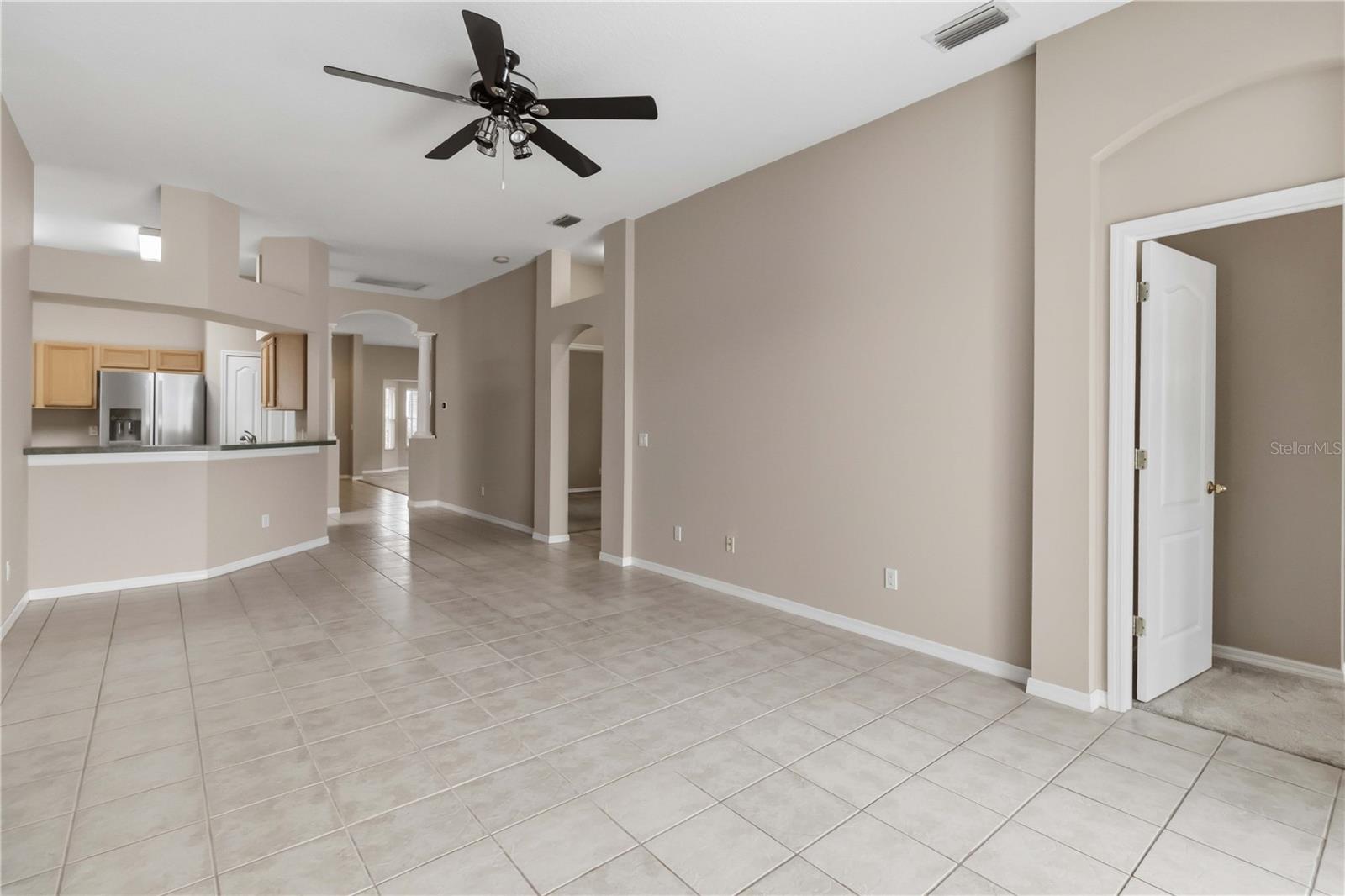 1123 LUMSDEN POINTE BLVD — photo 12