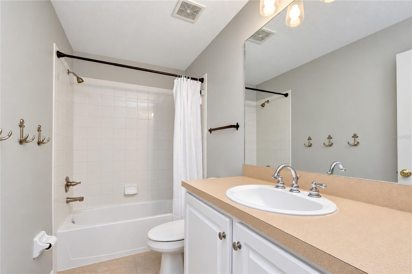 828 LUMSDEN RESERVE DR — photo 24