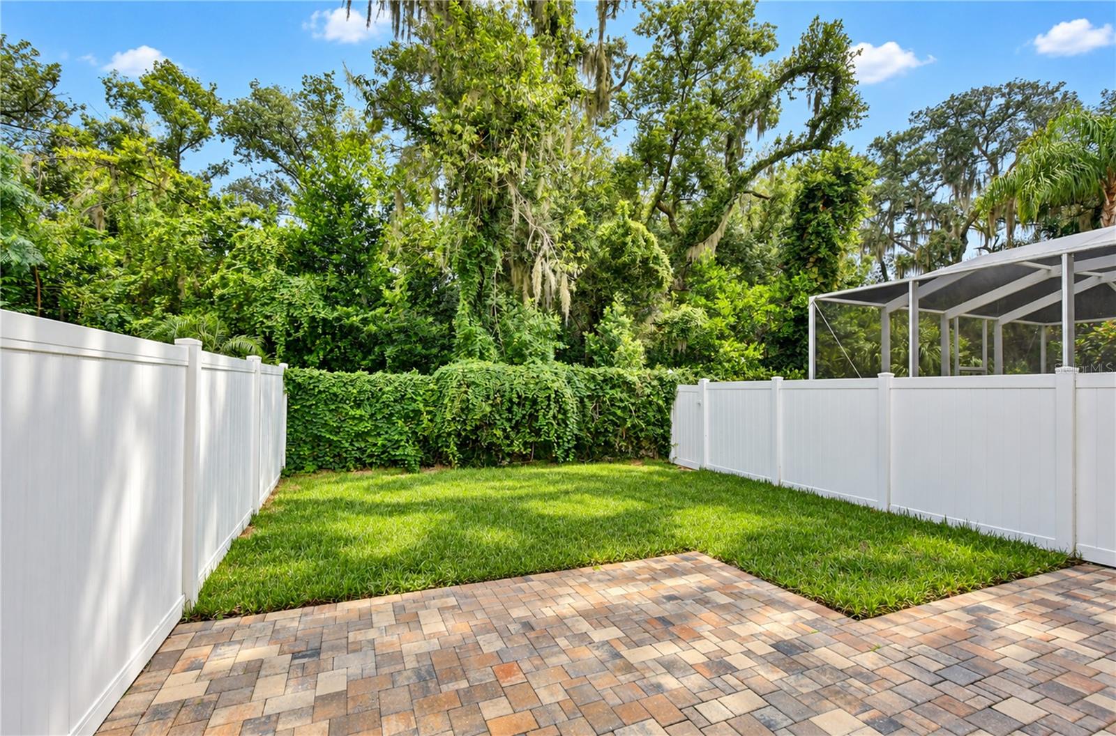 828 LUMSDEN RESERVE DR — photo 3