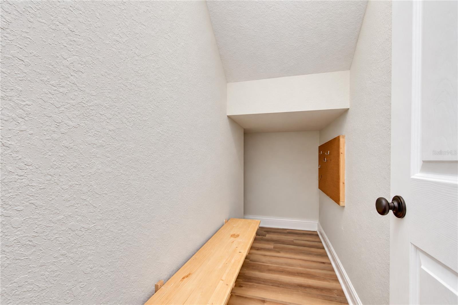 828 LUMSDEN RESERVE DR — photo 26