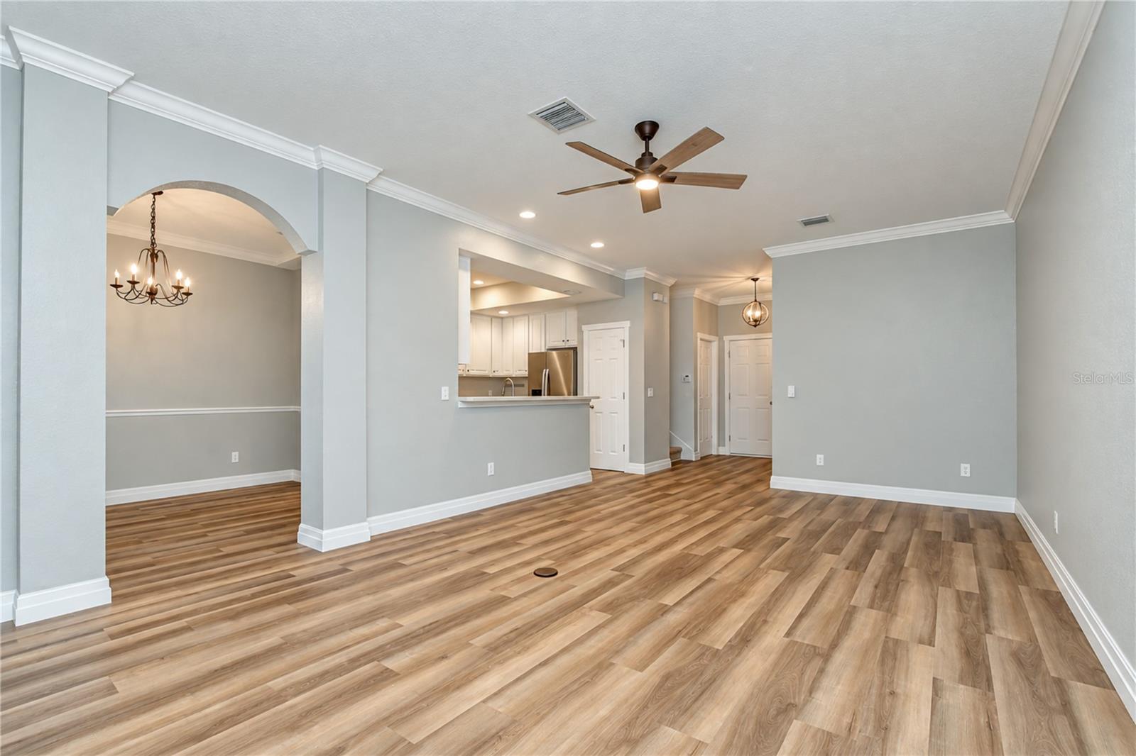 828 LUMSDEN RESERVE DR — photo 9