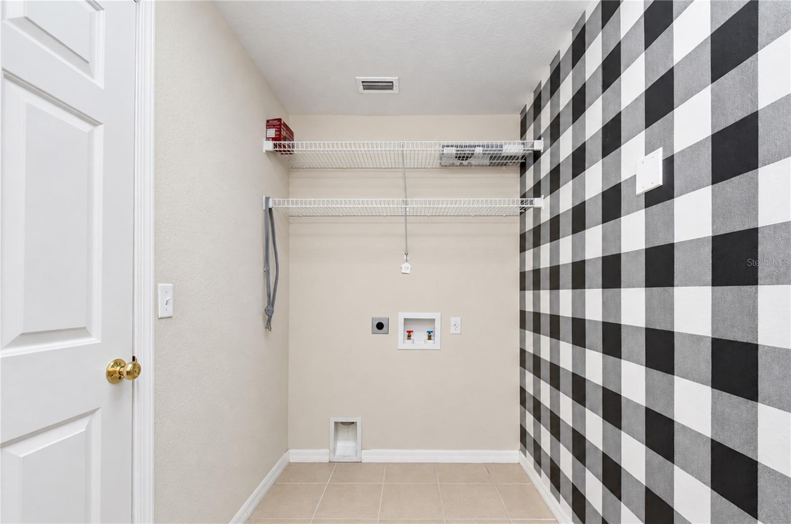 828 LUMSDEN RESERVE DR — photo 25
