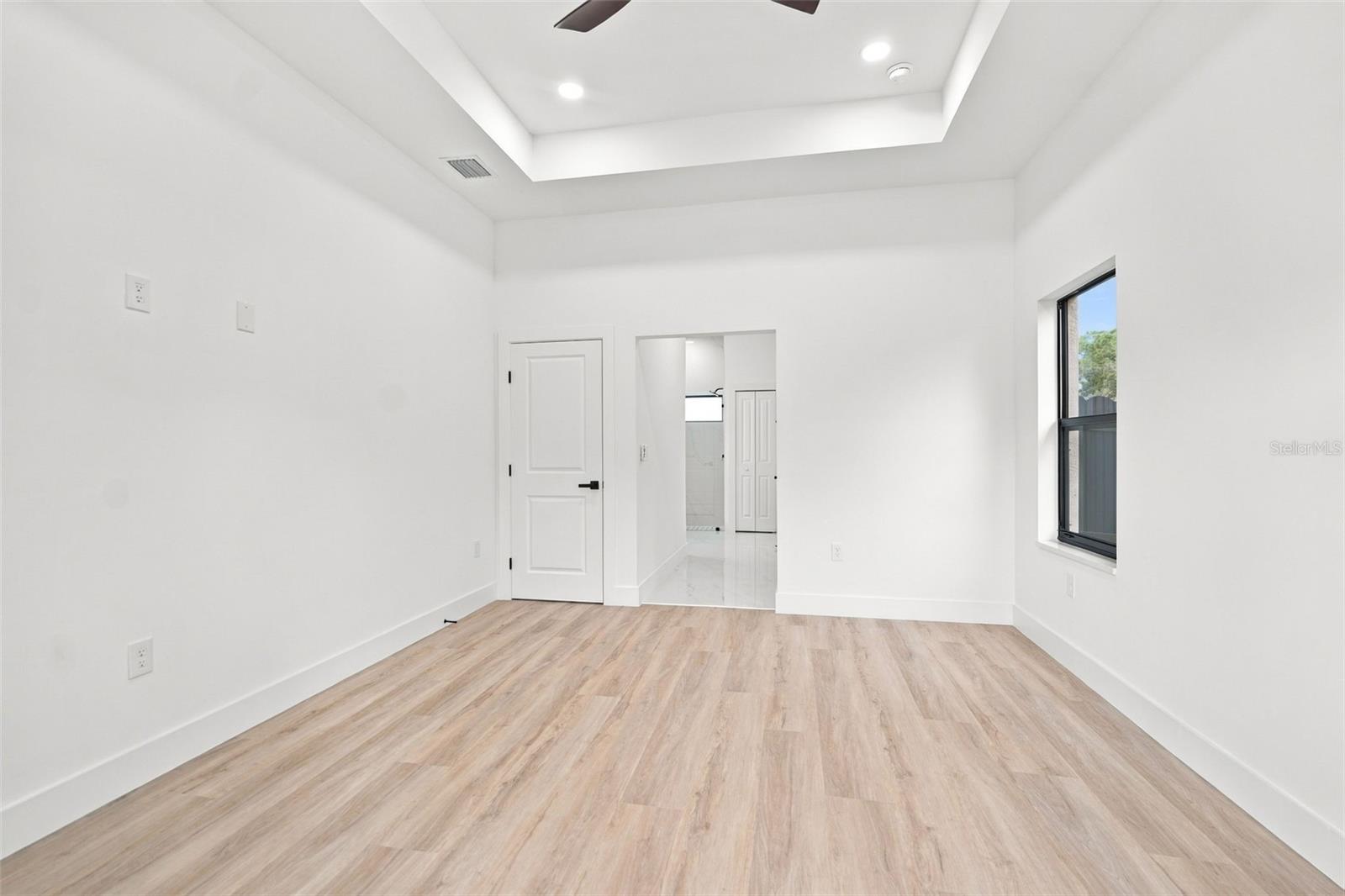 2524 WALLER RD — photo 43