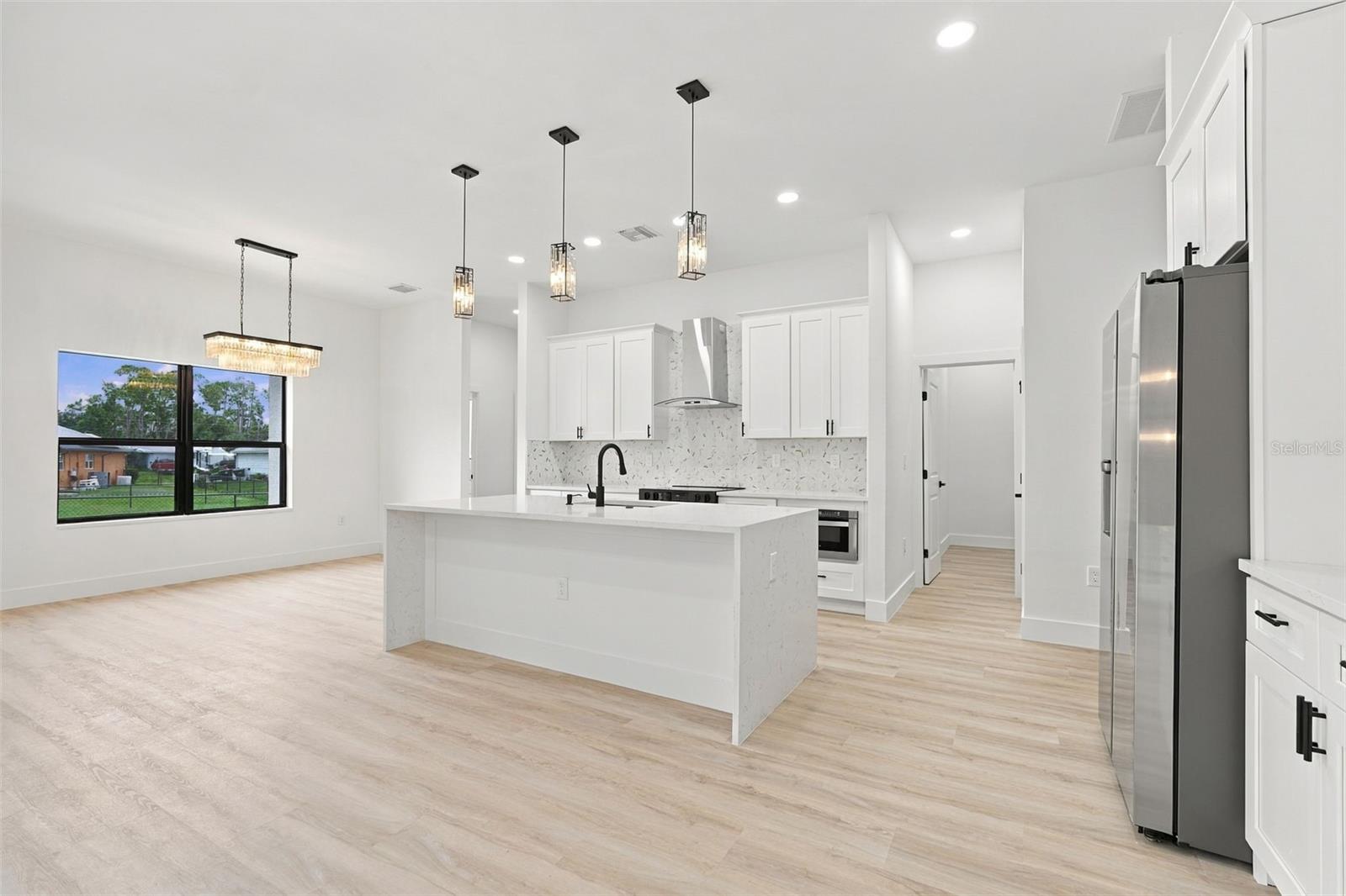 2524 WALLER RD — photo 20