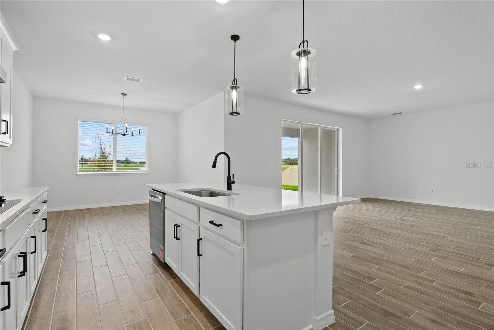 10514 ABUNDANCE GROVE WAY — photo 9
