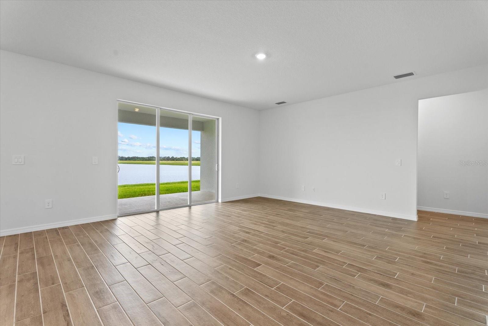 10514 ABUNDANCE GROVE WAY — photo 6
