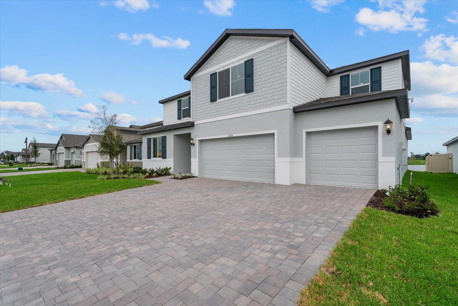 10514 ABUNDANCE GROVE WAY — photo 35