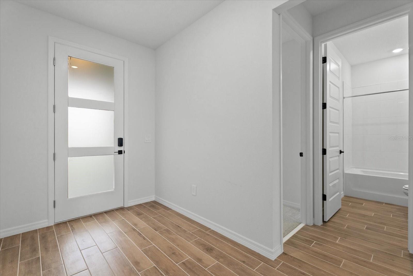 10514 ABUNDANCE GROVE WAY — photo 4