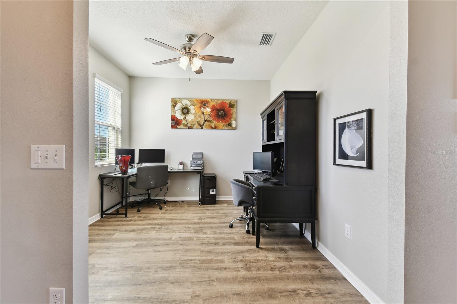 10741 CHARLOTTE DR — photo 5