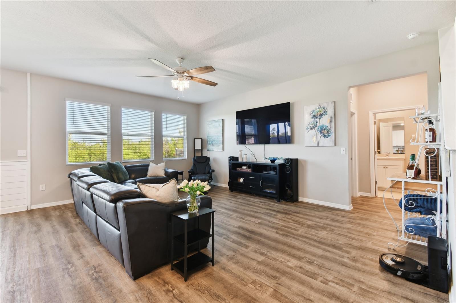 10741 CHARLOTTE DR — photo 24