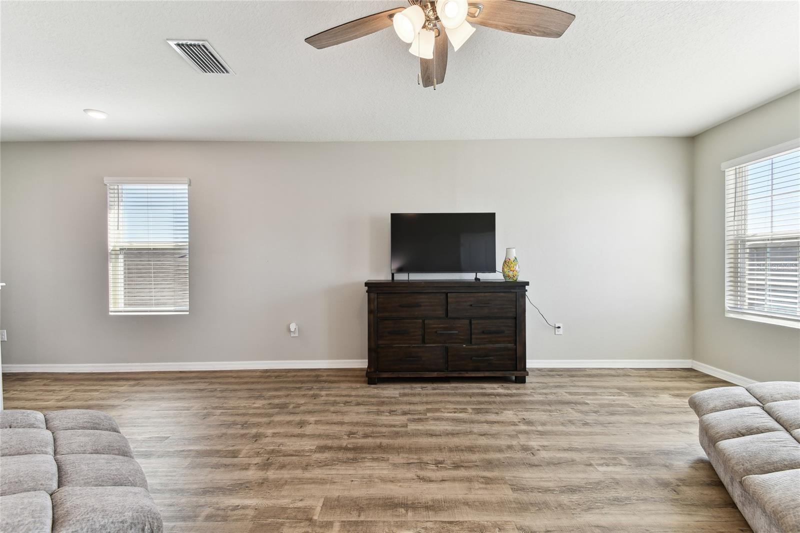 10741 CHARLOTTE DR — photo 46