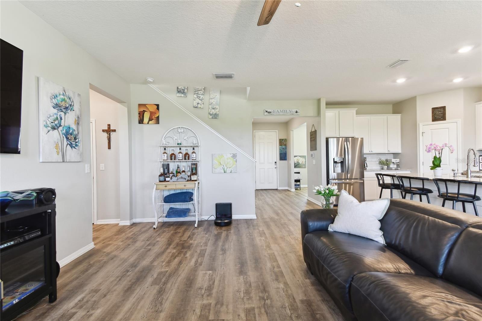 10741 CHARLOTTE DR — photo 26