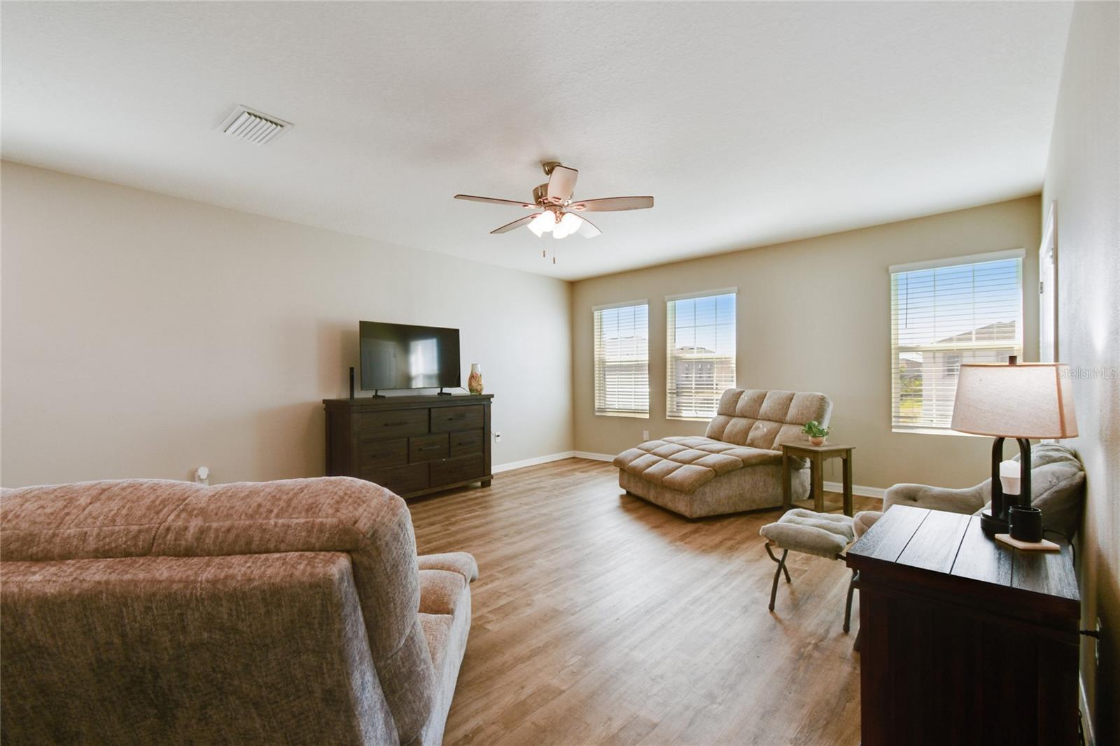 10741 CHARLOTTE DR — photo 47