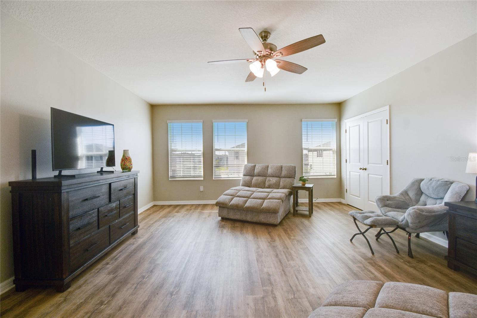 10741 CHARLOTTE DR — photo 48