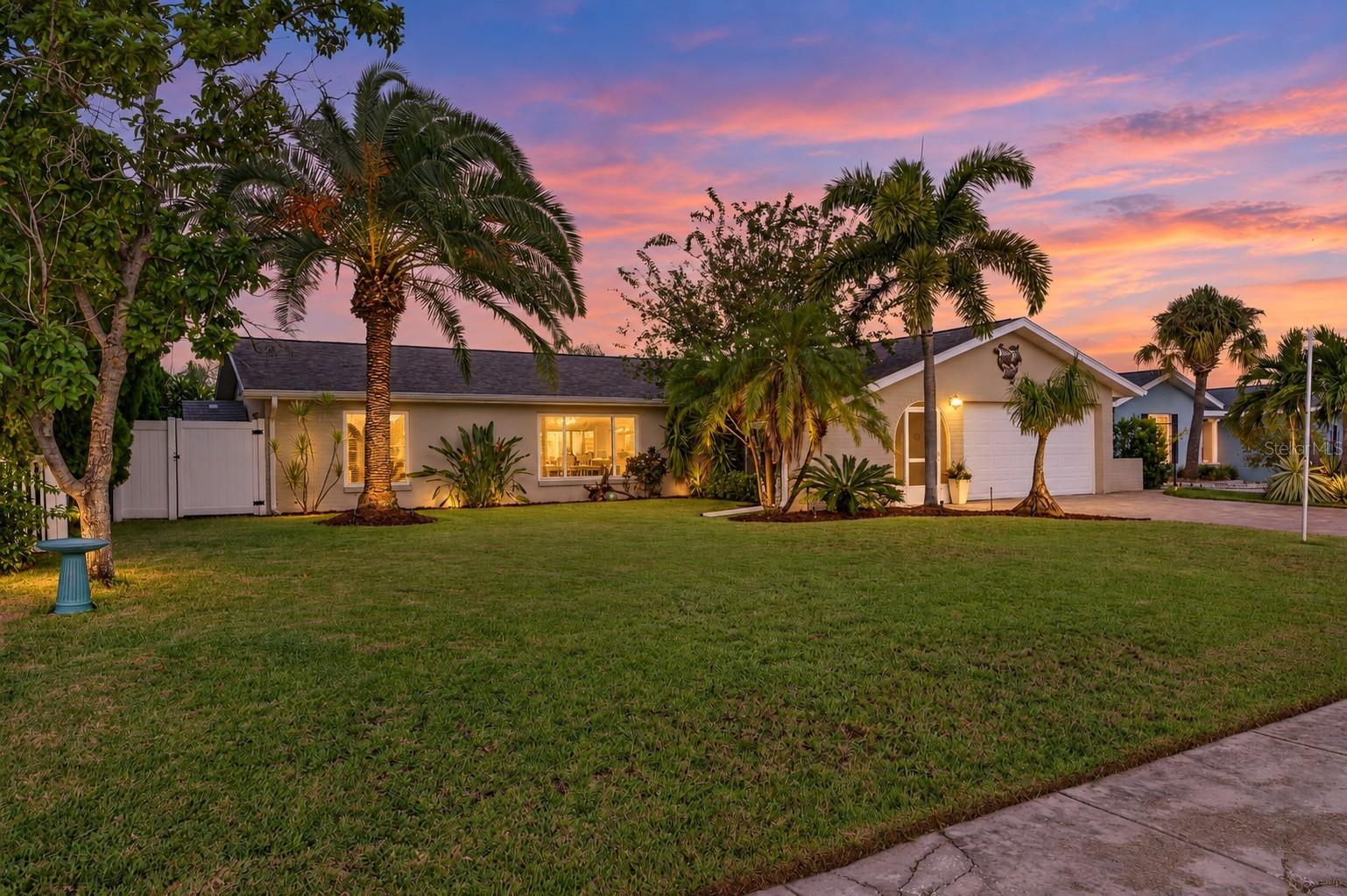 6510 SOLITAIRE PALM WAY — photo 3