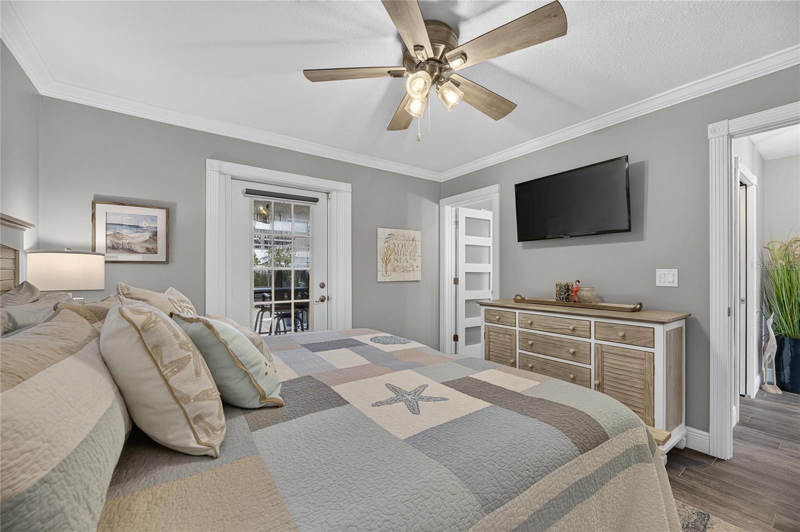 6510 SOLITAIRE PALM WAY — photo 44
