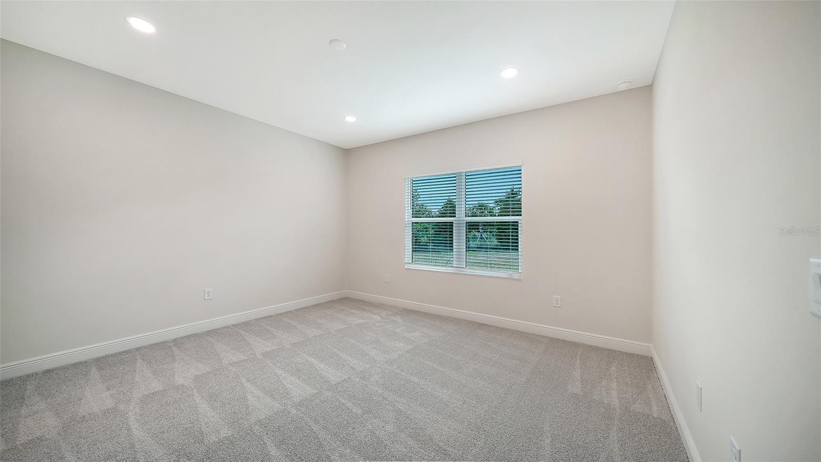 2115 SYLVESTER PALM LN — photo 21