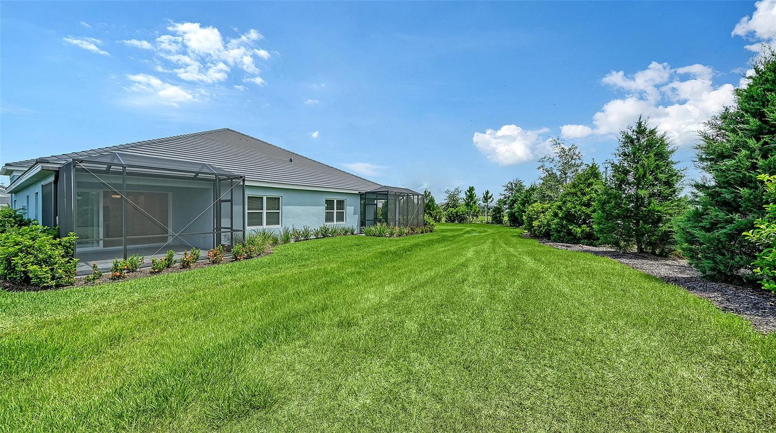 2115 SYLVESTER PALM LN — photo 33
