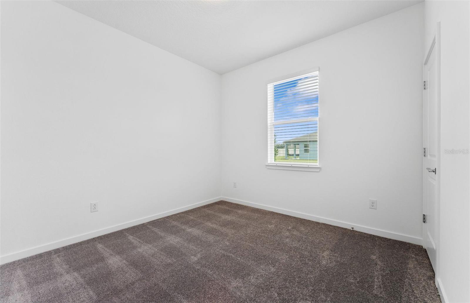 37231 CLINCH CIR — photo 12