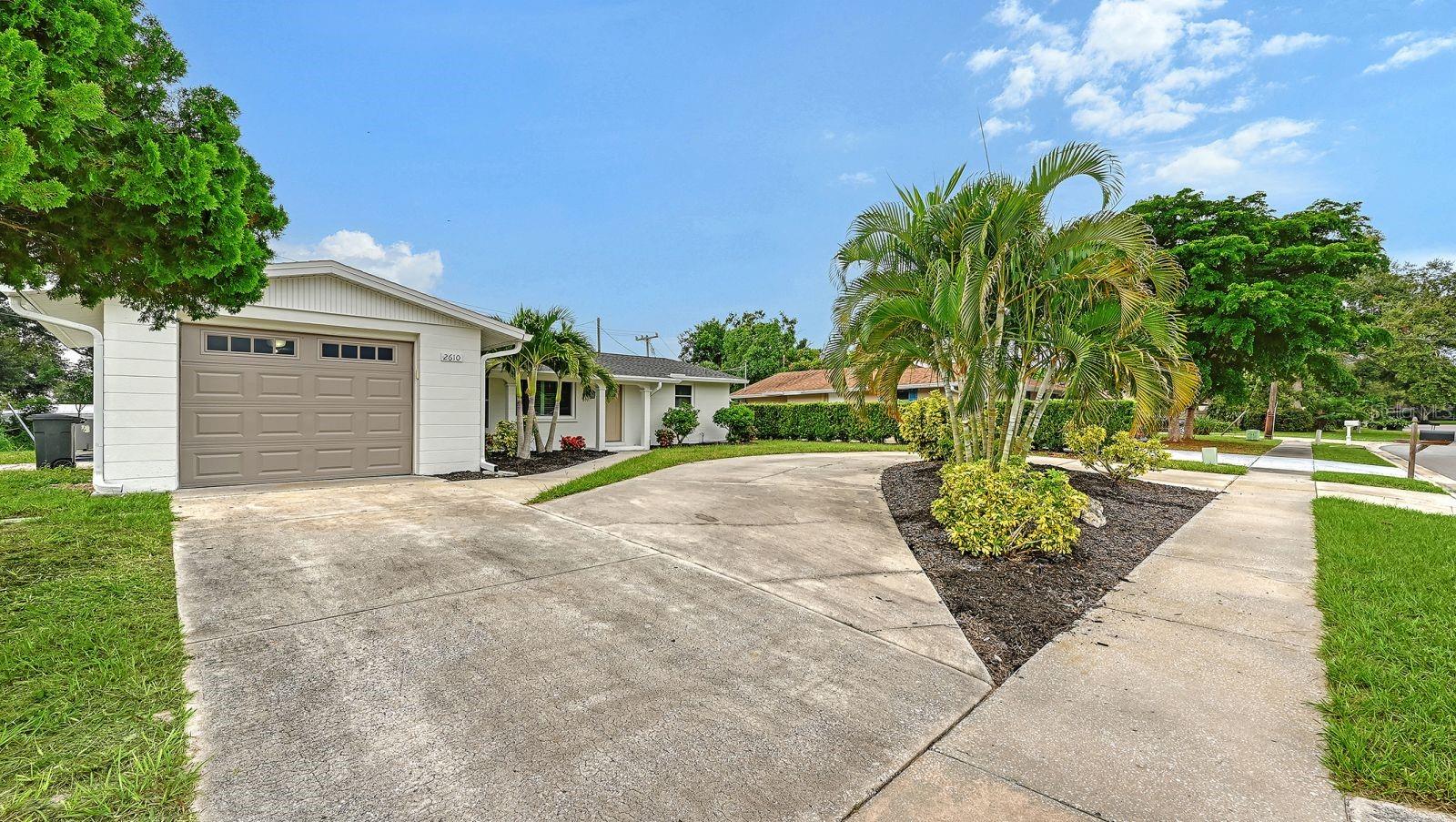 2610 REGATTA DR — photo 4