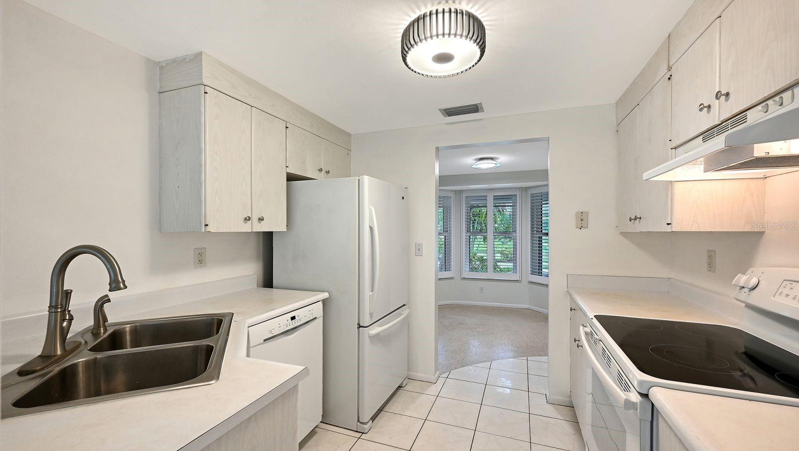 2610 REGATTA DR — photo 11