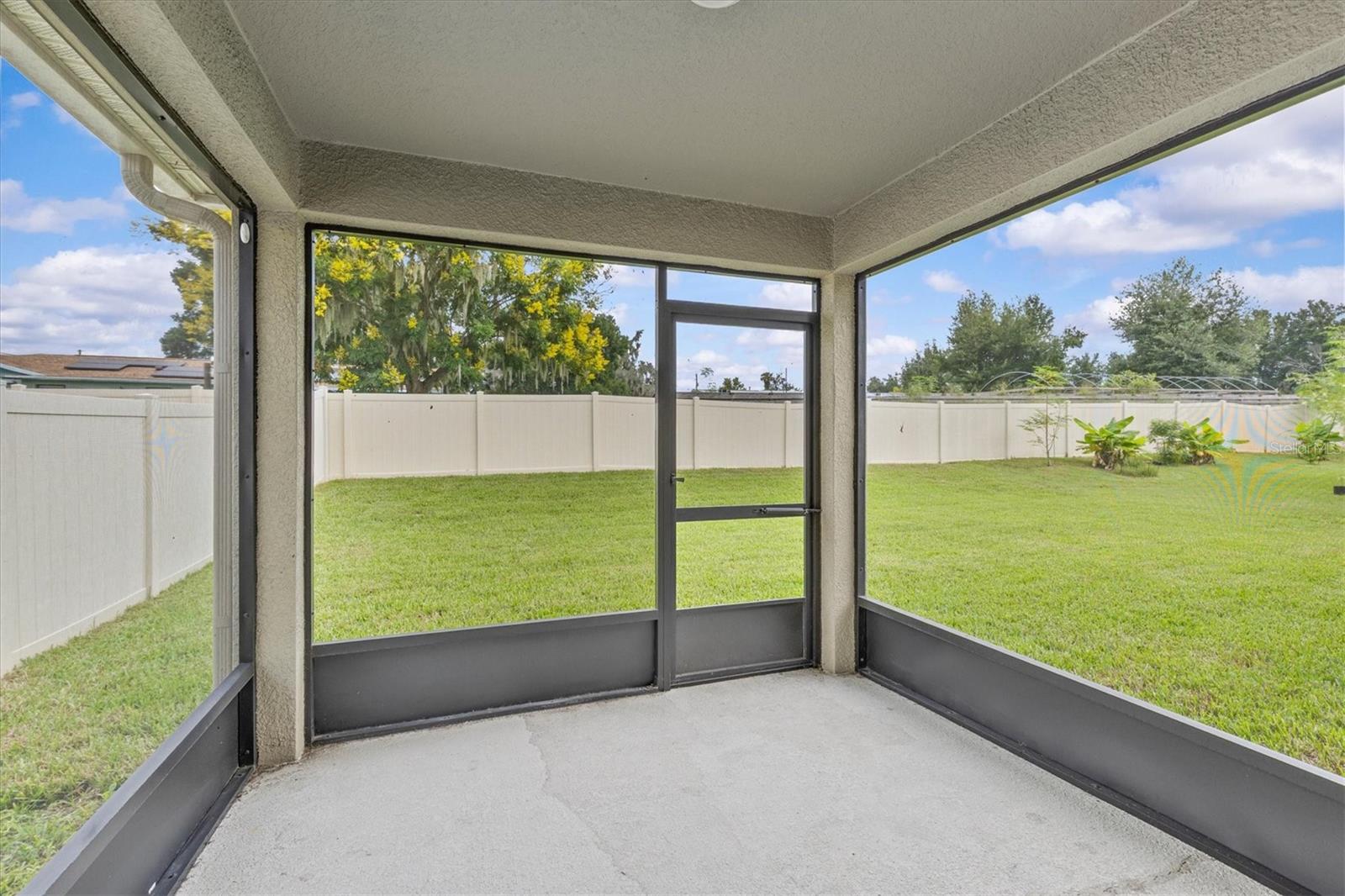 9972 MESIC WOODS AVE — photo 8